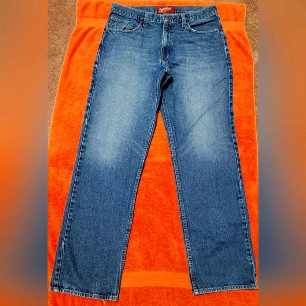 Arizona Jean Co. Blue Jeans, 34W x 32L